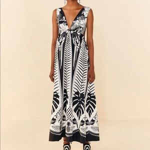 FARM Rio Macaw Elegance Maxi Black & White